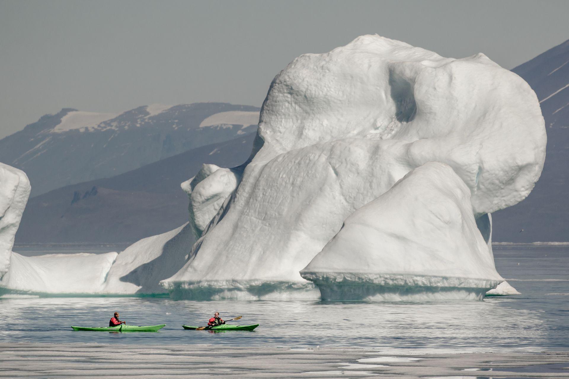 Boats, ice and Inuit culture